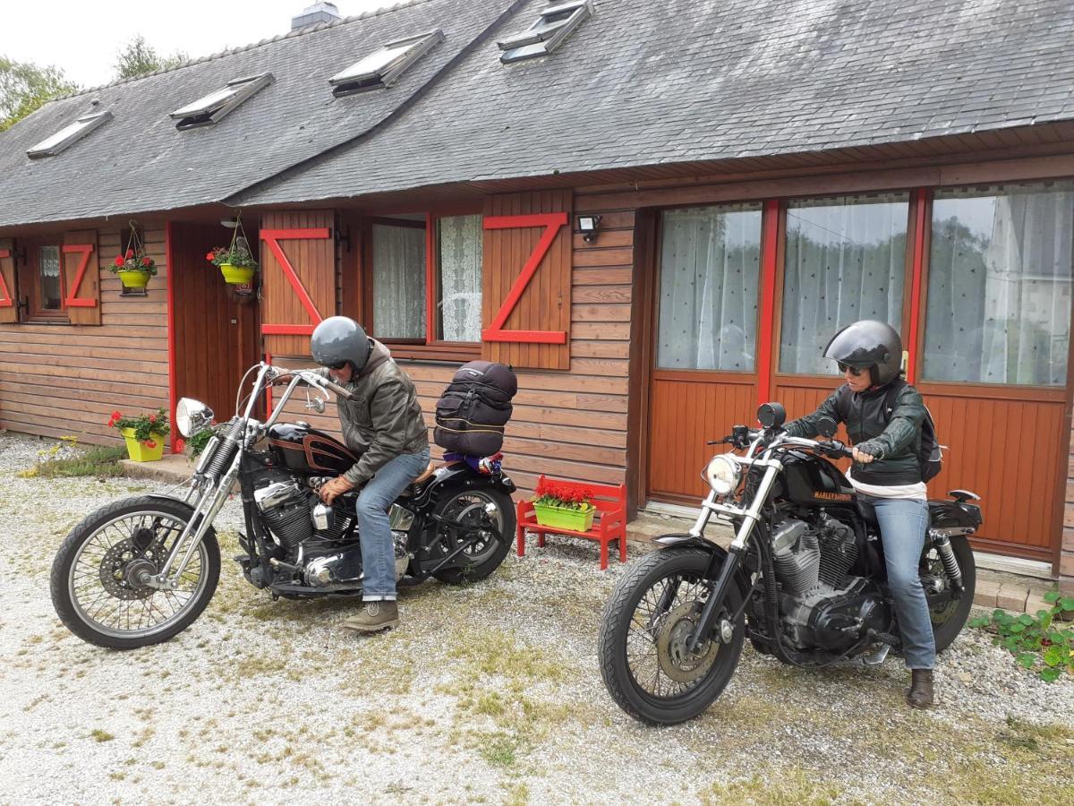 Noyal-Pontivy Chez Christine Bed & Breakfast エクステリア 写真